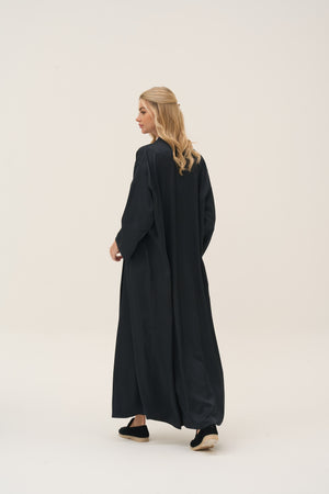 Éternelle Silk Abaya Black